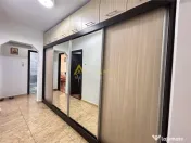 De apartament 3 camere, situat pe strada Turnul Magurele, i 
