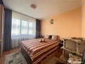 De apartament 3 camere, situat pe strada Turnul Magurele, i 