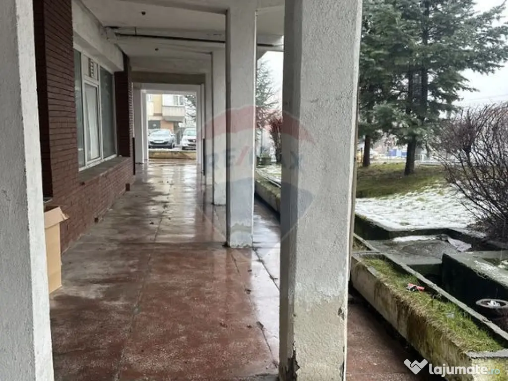 Spațiu comercial de 166mp de închiriat în zona Calea R...