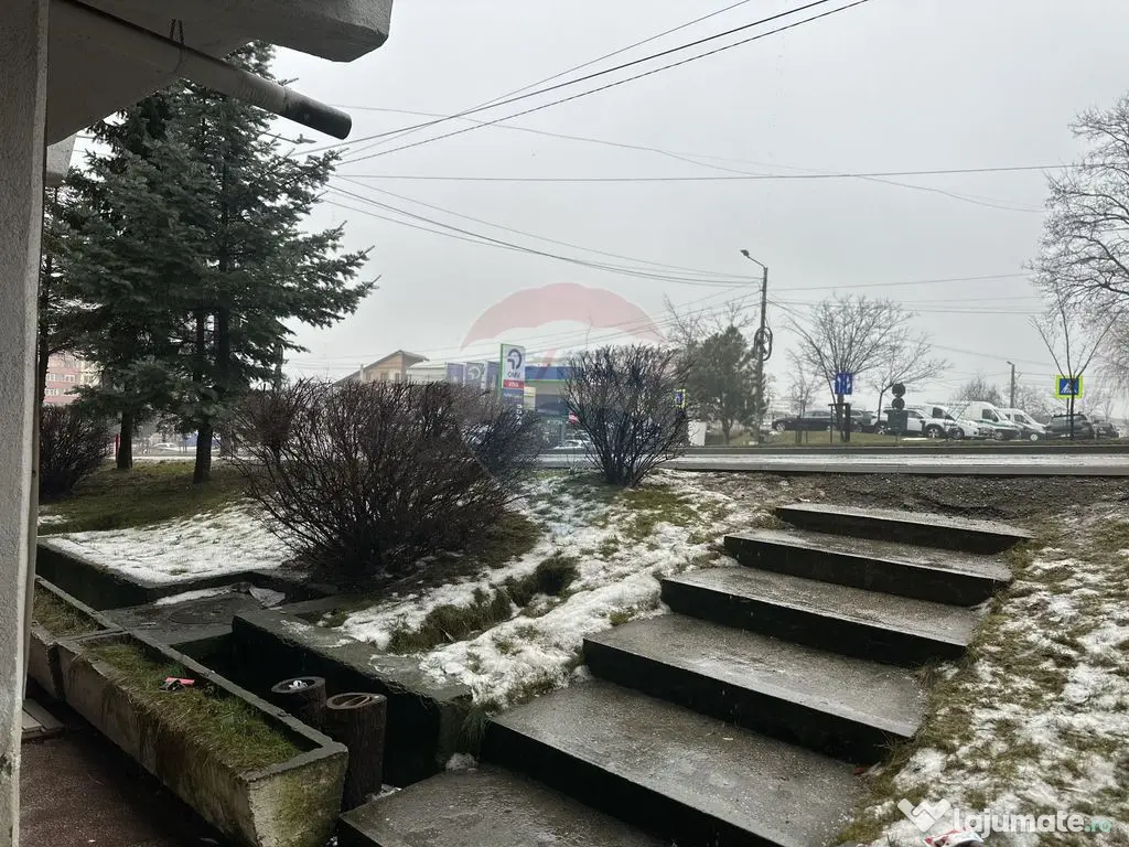 Spațiu comercial de 166mp de închiriat în zona Calea R...