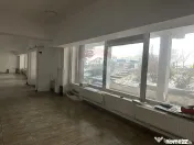 Spațiu comercial de 166mp de închiriat în zona Calea R... 