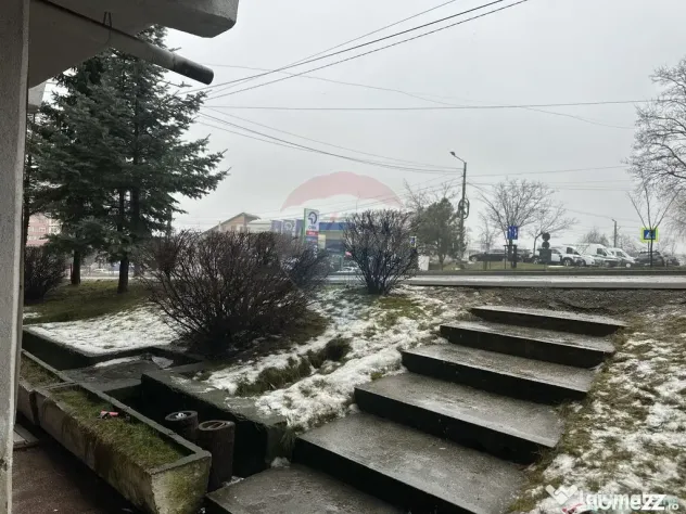 Spațiu comercial de 166mp de închiriat în zona Calea R... - Piatra-Neamt (Neamt)