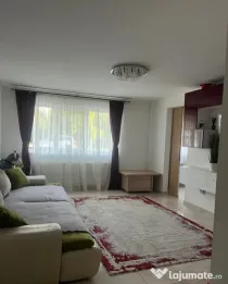 Apartament 2 camere, - zona Tractorul