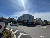 Spațiu comercial spațios, zonă cu vad comercial. 