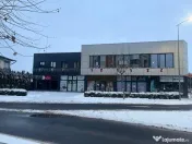Spațiu comercial spațios, zonă cu vad comercial. 