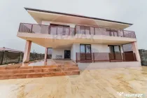 Marmură, Design și Eficiență: Vila Supremă. Comision...