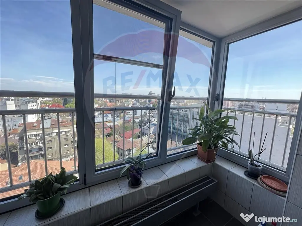 Penthouse exclusivist cu vedere panoramică – Zona Arme...