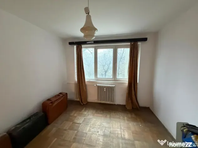 Calea Giulești, 3 camere, etaj 3, suprafață 61mp,semideco