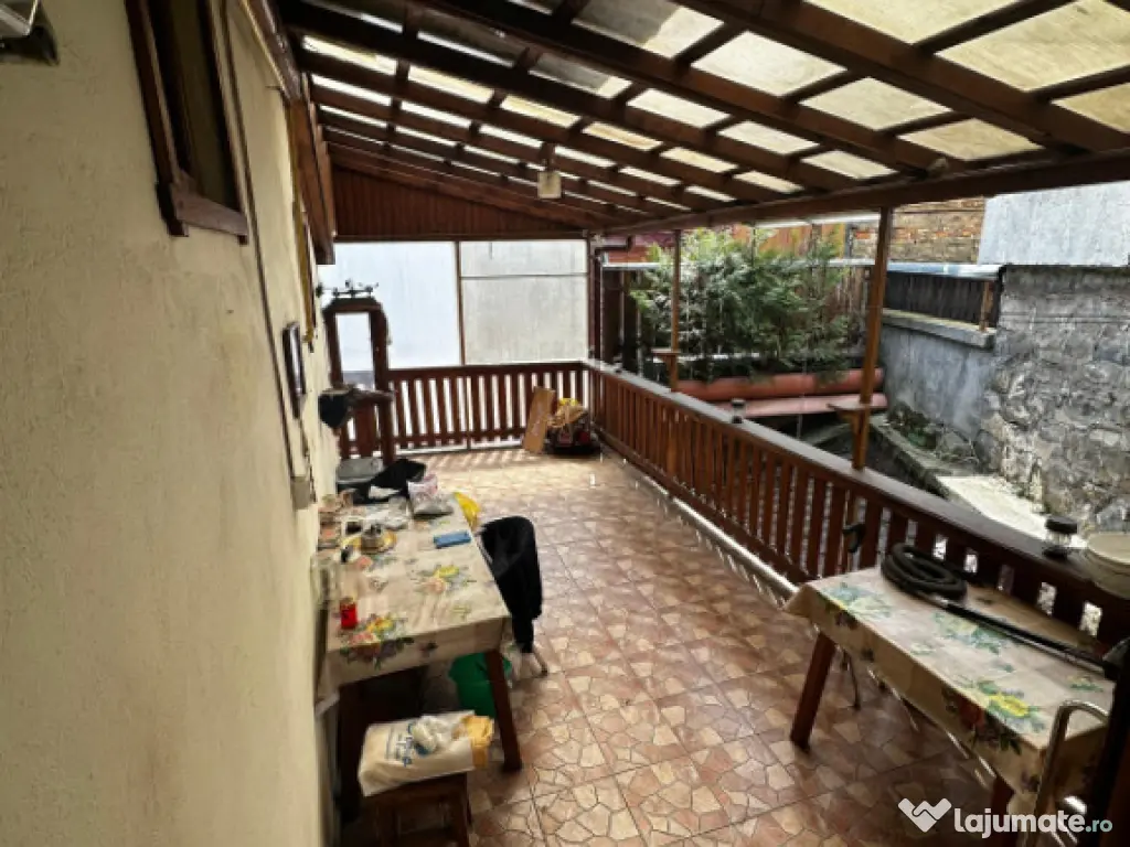 Apartament 3 camere în vilă, 114 mp | Curte | Sinaia