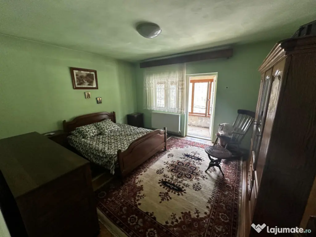 Apartament 3 camere în vilă, 114 mp | Curte | Sinaia