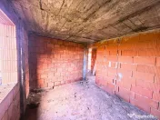 Casă P+M la roșu de vânzare – Tăuții-Măgherăuș 