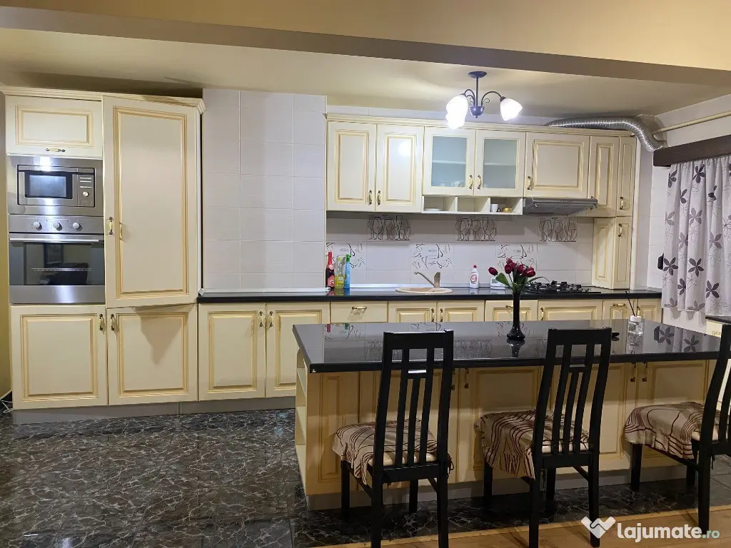 VIGAFON - Apartament 4 camere Malu Rosu