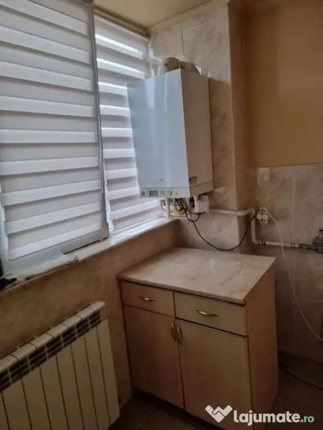 Apartament cu 2 camere decomandate Zona Burdujeni - Cuza Voda 1