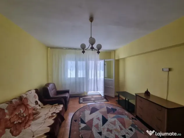 Zona face totul! Apartament 3 camere decomandate, Ultracentr