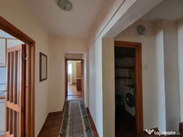 Zona face totul! Apartament 3 camere decomandate, Ultracentr