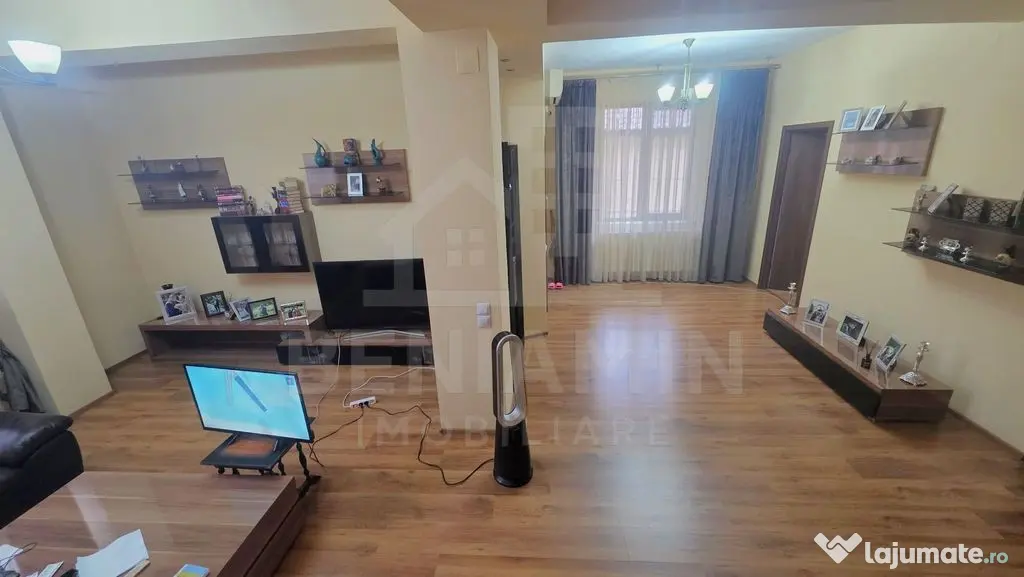 Vila in George Enescu langa Scoala 12 -450mp teren -utili...