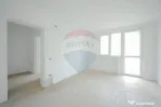 De vânzare apartament cu 2 camere, renovat, în zona Rog...