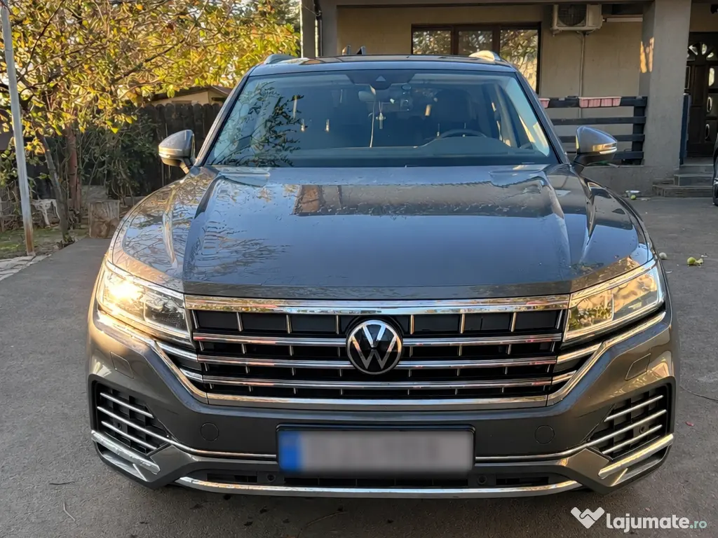 VW Touareg Elegance V6 TDI, 4x4, suspensie pneumatica, 231 Cp, an 2023