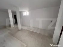 Casă 345mp utili, teren 1.342mp, se poate parcela terenul.