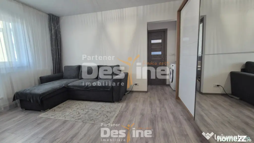 Apartament cu 2 camere etaj intermediar, renovat, boxa, zona
