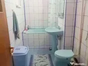 Apartament 5 camere duplex,2 bai,3 balcoane,boxa,parcare,zona Centrala 