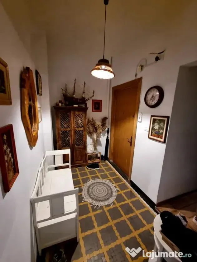 Ultracentral-apartament 4 camere 95 mp