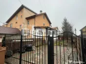 Apartament individual 4 camere 110 mp în Vilă + 167mp CURT 