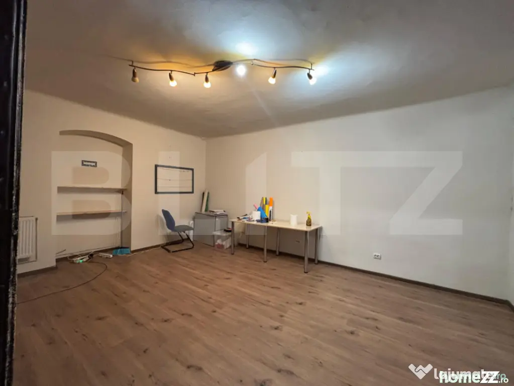 Apartament 2 camere, ideal spațiu comercial, zonă AFI - Brasov (Brasov)