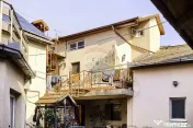 Cladire 10 camere de vânzare zona Intim/ Preluare chiriaș 