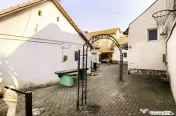 Cladire 10 camere de vânzare zona Intim/ Preluare chiriaș 