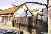 Cladire 10 camere de vânzare zona Intim/ Preluare chiriaș 