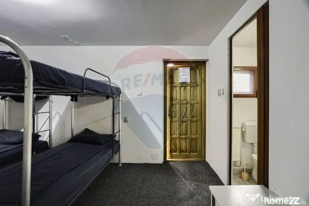 Cladire 10 camere de vânzare zona Intim/ Preluare chiriaș