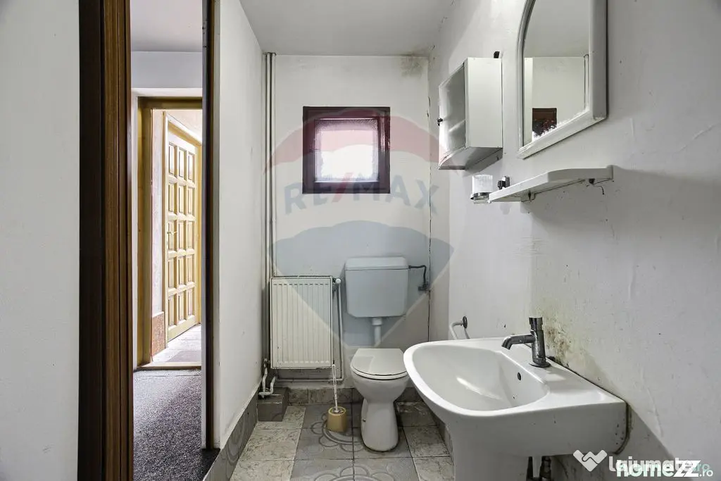 Cladire 10 camere de vânzare zona Intim/ Preluare chiriaș