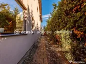 Casă SMART cu 5 camere, teren 720 mp, fotovoltaice 13 kW... 