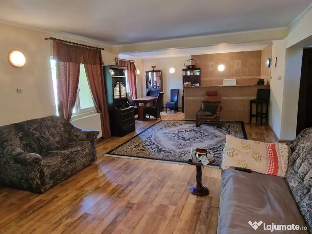 Agigea , zona Pod, ideala pentru gradinita sau azil batrani.