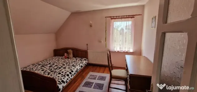 Agigea , zona Pod, ideala pentru gradinita sau azil batrani.