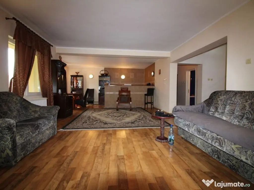 Agigea , zona Pod, ideala pentru gradinita sau azil batrani.