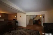 Agigea , zona Pod, ideala pentru locuit su gradinita. 
