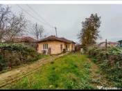 Teren 1.216 mp cu casă veche - Vladimirescu. 