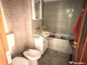 Se vinde apartament ce necesita renovare - 3 CAMERE, 2 BAI 