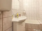 Apartament 2 cam. 60mp din 2 garsoniere, mobilat, Dumbră... 