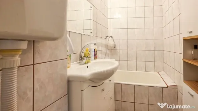 Apartament 2 cam. 60mp din 2 garsoniere, mobilat, Dumbră...