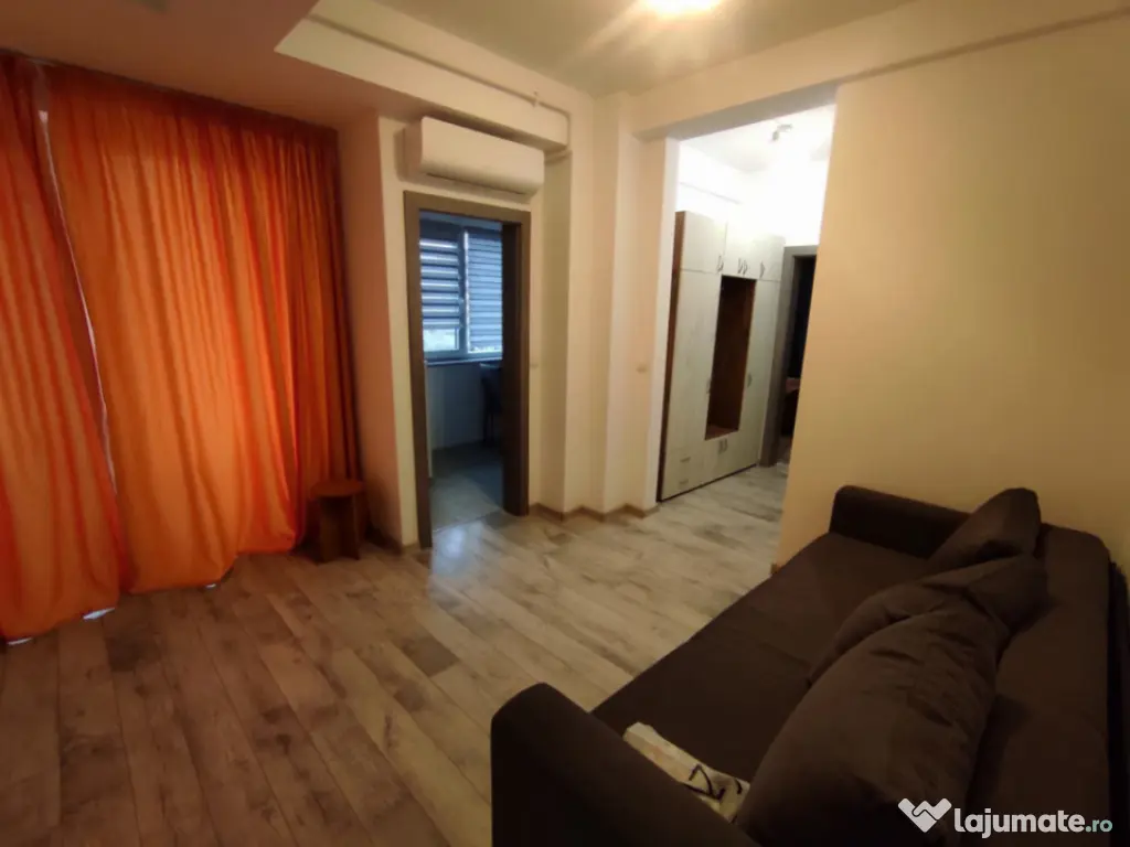 Apartament 2 camere, 43 mp, zona Centru