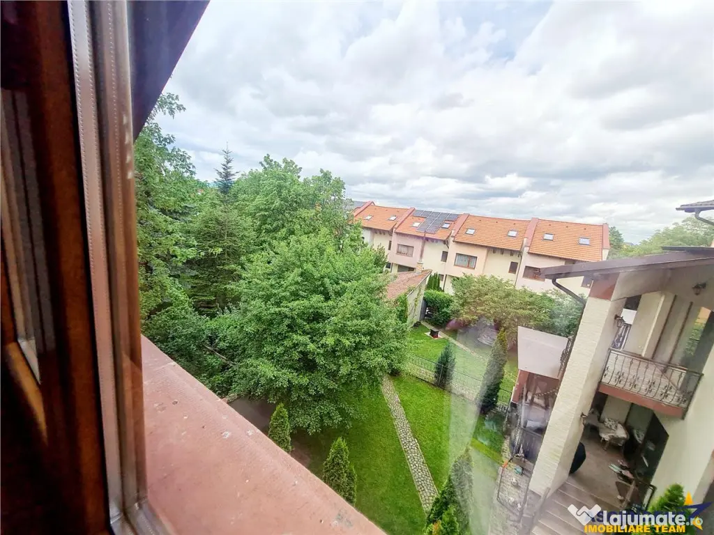 Vila impetuoasa pe 700mp teren:Spatiu versatil pentru locuin