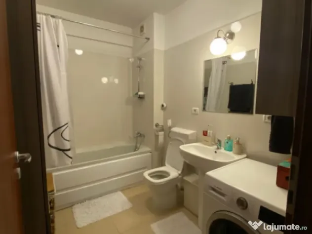 Apartament cu 2 camere 65 mp, decomandat, etaj intermediar,