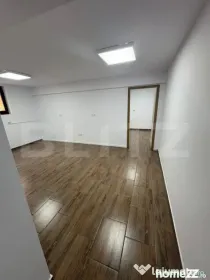 Spatiu de birouri, zona centrala