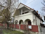 Vila P+M si ANEXA cu GARAJ, T = 1150 mp, D=28 m, Slatioara, zona centr 