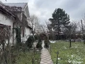 Vila P+M si ANEXA cu GARAJ, T = 1150 mp, D=28 m, Slatioara, zona centr 