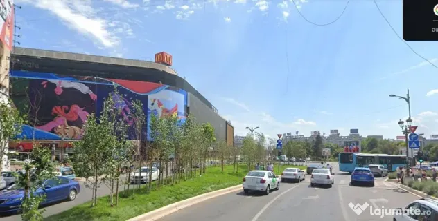 Zona Unirii 50 mp vad comercial stradal