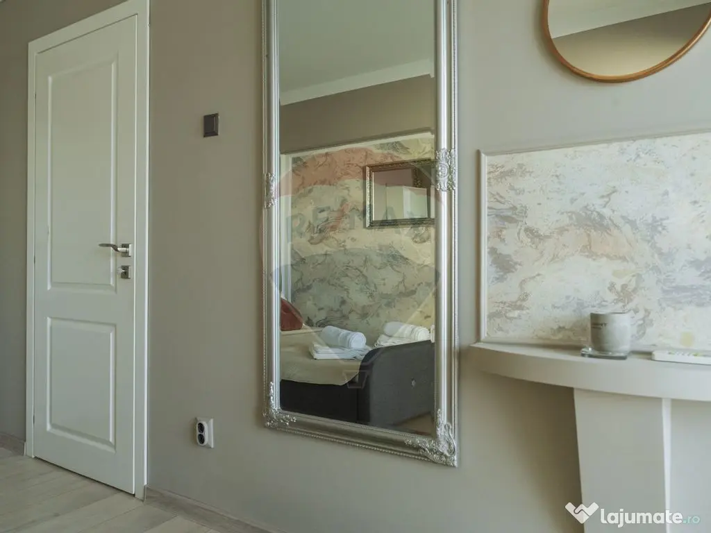 De inchiriat Apartament cu 3 camere în zona P-ta Alba Iulia